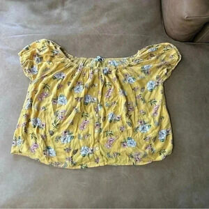 Hollister Floral Off The Shoulder Yellow Top Women’s Size Small